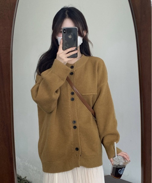 kirakiraShop(キラキラショップ)の「ビッグ シルエット ボタン カーディガン(ニット/セーター・レディース・ネイビー/グレー/マスタード・FREE)」の11枚目の写真