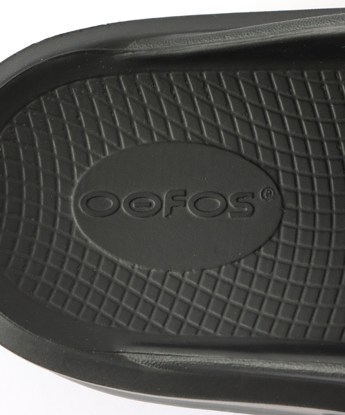 OOFOS(ウーフォス)の「【OOFOS/ウーフォス】 OOmega OOahh(サンダル・メンズ・ブラック・26cm/27cm/28cm)」の13枚目の写真