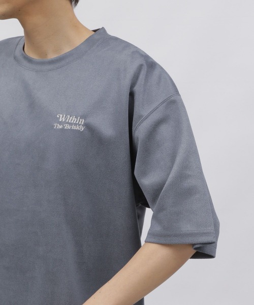 LAKOLE(ラコレ)の「ストレッチスエード刺繍T / 108769(Tシャツ/カットソー・メンズ・ライトグレー/ネイビー/イエロー/グリーン・MEDIUM/LARGE/X-LARGE)」の16枚目の写真