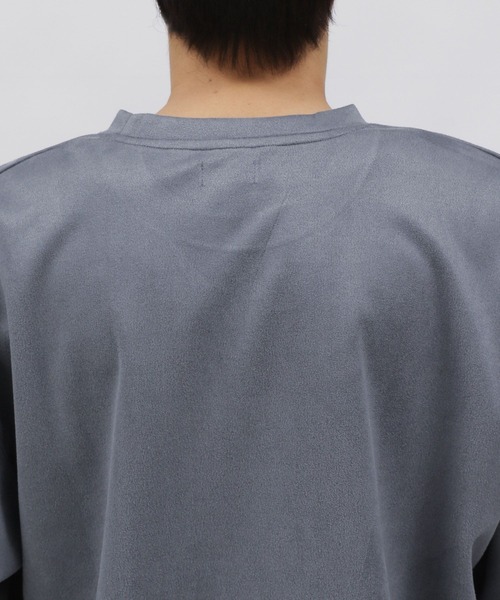 LAKOLE(ラコレ)の「ストレッチスエード刺繍T / 108769(Tシャツ/カットソー・メンズ・ライトグレー/ネイビー/イエロー/グリーン・MEDIUM/LARGE/X-LARGE)」の18枚目の写真