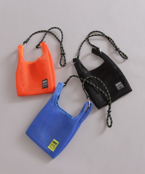 AVIREX(アヴィレックス)の「MESH 2WAY SHOULDER BAG/メッシュ2ウェイショルダーバッグ(ショルダーバッグ・レディース・ブラック/オレンジ/ブルー・FREE)」の17枚目の写真