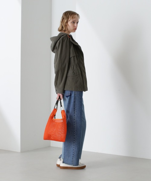 AVIREX(アヴィレックス)の「MESH 2WAY SHOULDER BAG/メッシュ2ウェイショルダーバッグ(ショルダーバッグ・レディース・ブラック/オレンジ/ブルー・FREE)」の20枚目の写真