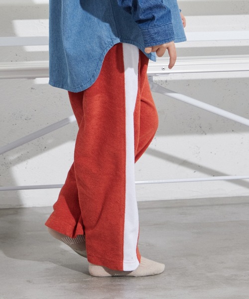 pairmanon（ペアマノン）の「パイル サイドライン ジャージパンツ（その他パンツ・キッズ・テラコッタ/ベージュ/ネイビー・150/110/140/100/120/130/90）」の5枚目の写真