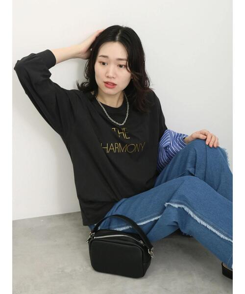 Samansa Mos2 blue（サマンサモスモスブルー）の「ラメロゴプリントロンT（Tシャツ/カットソー・レディース・グレー/オフホワイト/チャコールグレー・F）」の11枚目の写真