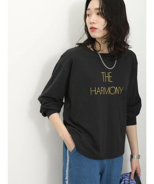 Samansa Mos2 blue（サマンサモスモスブルー）の「ラメロゴプリントロンT（Tシャツ/カットソー・レディース・グレー/オフホワイト/チャコールグレー・F）」の13枚目の写真