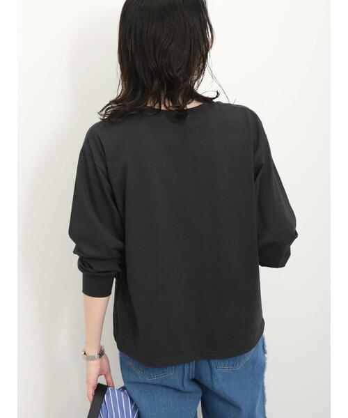 Samansa Mos2 blue（サマンサモスモスブルー）の「ラメロゴプリントロンT（Tシャツ/カットソー・レディース・グレー/オフホワイト/チャコールグレー・F）」の5枚目の写真