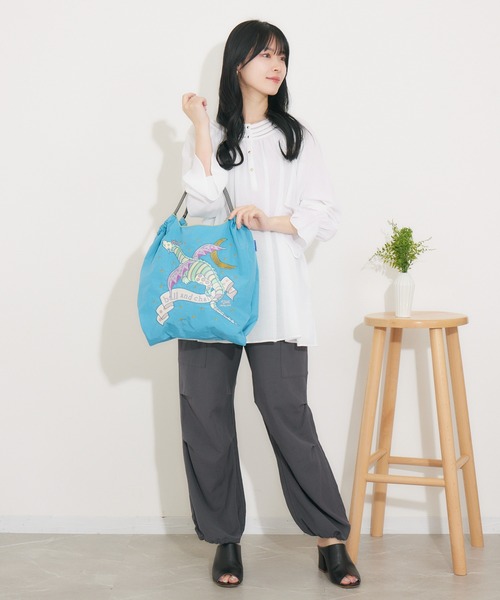 Ball&Chain(ボールアンドチェーン)の「【KATHARINE ROSS】Ball&Chain 撥水アニマル刺繍 トートバッグ レギュラーサイズ(トートバッグ・レディース・ブルー/ライトグレー/ブラック/ベージュ/パープル/ベージュ系その他/ライトブルー・MEDIUM)」の18枚目の写真