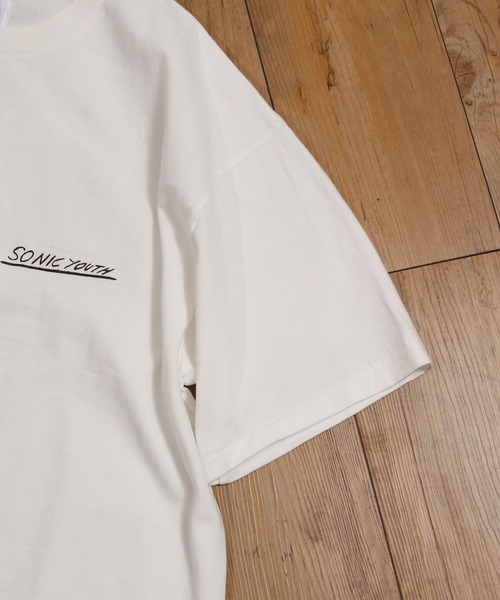 sonic youth（ソニックユース）の「Insonnia Projects インソニアプロジェクト / SONIC YOUTH SUNBURST EYES TEE / ソニックユースサンバーストアイズティー ビッグシルエットプリントTシャツ バンドT / IP-SY-006（Tシャツ/カットソー・メンズ・ホワイト/ブラック・1/2/3）」の11枚目の写真