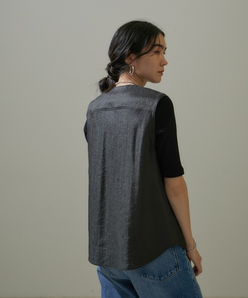 SALON adam et rope'(サロン アダム エ ロペ)の「シャイニーツイルジレ/ベスト【セットアップ対応】(ベスト・レディース・ブラック/グレー系その他・FREE)」の7枚目の写真