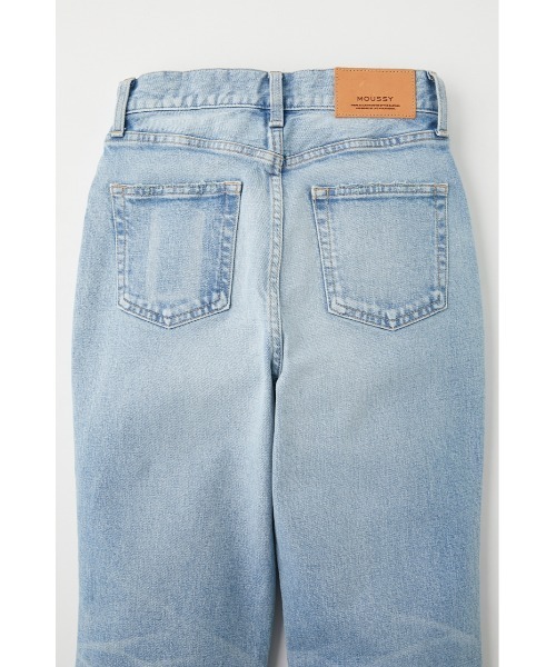 MOUSSY(マウジー)の「MVS L/BLU FLARE(デニムパンツ・レディース・ライトブルー・22inch/23inch/24inch/25inch/26inch)」の12枚目の写真