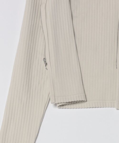 NIKE(ナイキ)の「NIKE WMNS NSW CHLL KNT RIB CR FZ L/S TOP FN3683-104(カーディガン/ボレロ・レディース・ベージュ・LARGE/MEDIUM/SMALL)」の4枚目の写真