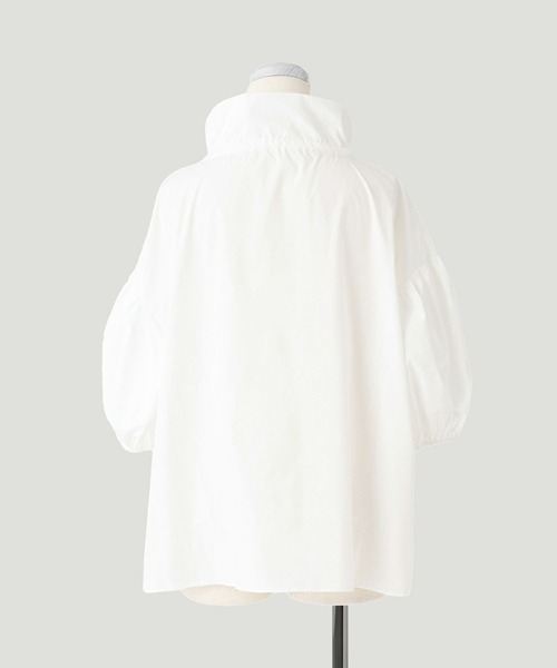 【新品タグ付き】HUIT bouquetフリルスタンドカラー ブラックチュニック 新品タグ付き】HUIT bouquetフリルスタンドカラー ブラック