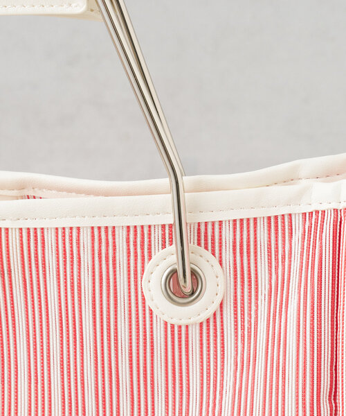 Actually（アクチュアリー）の「メッシュ×PVC ストライプスクエアトートバッグ（トートバッグ・レディース・ブルー/オレンジ・0）」の20枚目の写真