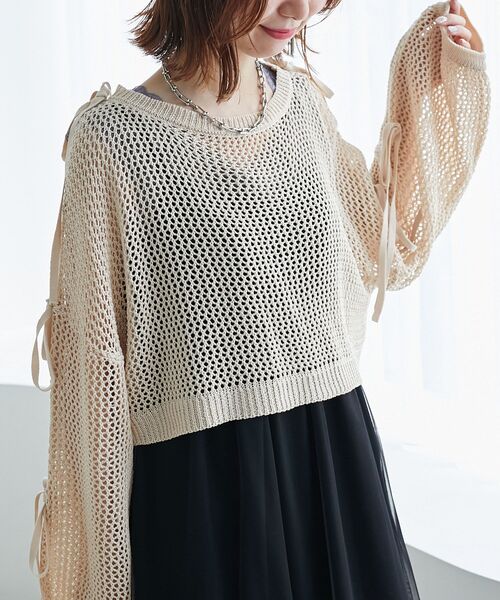 MAJESTIC LEGON(マジェスティックレゴン)の「肩あきリボンメッシュニット(ニット/セーター・レディース・ピンク/ブルー/アイボリー・MEDIUM)」の8枚目の写真