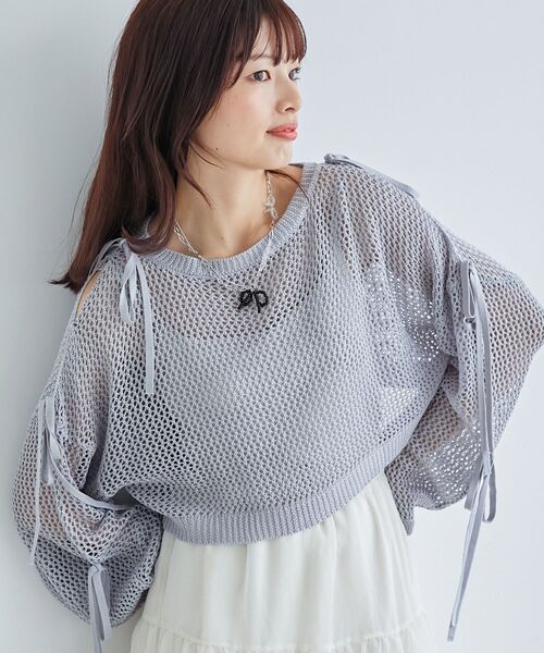 MAJESTIC LEGON(マジェスティックレゴン)の「肩あきリボンメッシュニット(ニット/セーター・レディース・ピンク/ブルー/アイボリー・MEDIUM)」の15枚目の写真