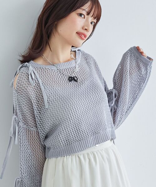 MAJESTIC LEGON(マジェスティックレゴン)の「肩あきリボンメッシュニット(ニット/セーター・レディース・ピンク/ブルー/アイボリー・MEDIUM)」の16枚目の写真
