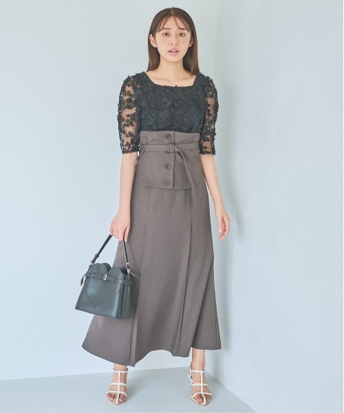 mysty woman（ミスティウーマン）の「3Dフラワー2WAYブラウス　135591（シャツ/ブラウス・レディース・オフホワイト/ブラック・FREE）」の10枚目の写真