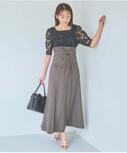 mysty woman（ミスティウーマン）の「3Dフラワー2WAYブラウス　135591（シャツ/ブラウス・レディース・オフホワイト/ブラック・FREE）」の11枚目の写真