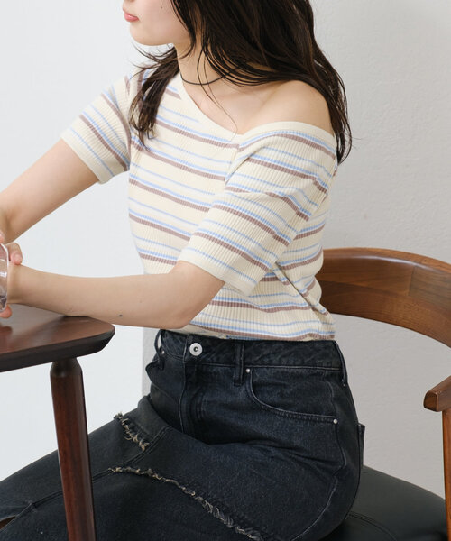 Kastane（カスタネ）の「アシメリブTee（Tシャツ/カットソー・レディース・ミント/アイボリー/オフホワイト/ブラック/ホワイト系その他/ブラウン・FREE）」の4枚目の写真