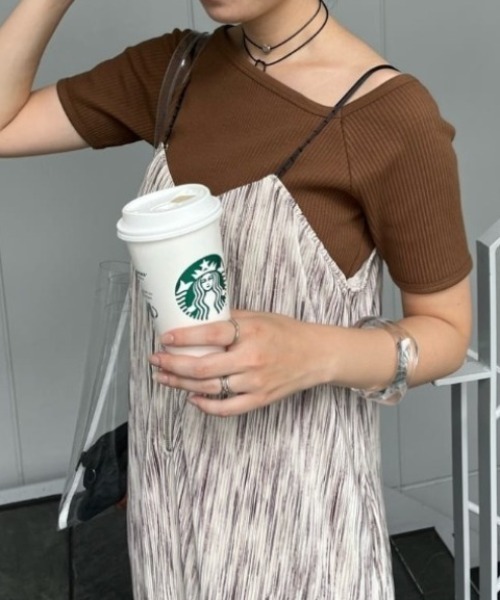 Kastane（カスタネ）の「アシメリブTee（Tシャツ/カットソー・レディース・ミント/アイボリー/オフホワイト/ブラック/ホワイト系その他/ブラウン・FREE）」の5枚目の写真