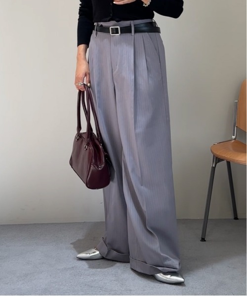1chaku.（イッチャク）の「ワイドストレートスラックスパンツ（スラックス・レディース・ネイビー/ブラック/チャコールグレー/グレー系その他/ブラック×ホワイト/グレー系その他2/ネイビー×ホワイト/グレー・マルチサイズ）」の5枚目の写真