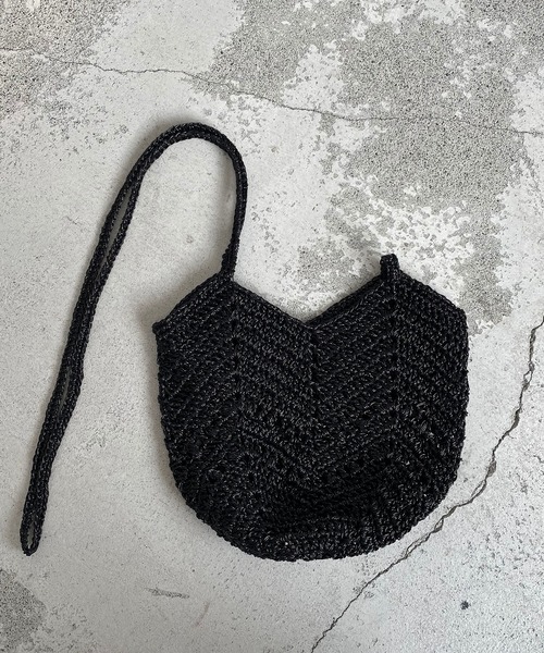 CAPRICIEUX LE'MAGE（カプリシューレマージュ）の「メタリック編み巾着バッグ（ショルダーバッグ・レディース・ゴールド/シルバー/ブラック・FREE）」の4枚目の写真