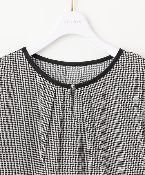 ANY SIS(エニィスィス)の「【洗える】 バイカラータック ブラウス(シャツ/ブラウス・レディース・ブラック系3/ブラック系5・2)」の10枚目の写真