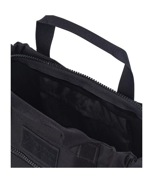 JANSPORT(ジャンスポーツ)の「JANSPORT EVERYDAY MINI TOTE(ジャンスポーツ エブリデイ ミニトート)(トートバッグ・メンズ・ブラック/グリーン系/グレー系・FREE)」の4枚目の写真