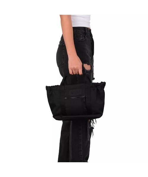 JANSPORT(ジャンスポーツ)の「JANSPORT EVERYDAY MINI TOTE(ジャンスポーツ エブリデイ ミニトート)(トートバッグ・メンズ・ブラック/グリーン系/グレー系・FREE)」の11枚目の写真
