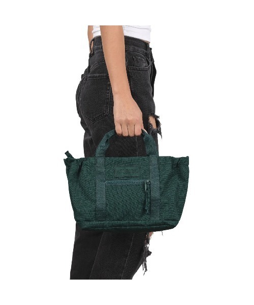 JANSPORT(ジャンスポーツ)の「JANSPORT EVERYDAY MINI TOTE(ジャンスポーツ エブリデイ ミニトート)(トートバッグ・メンズ・ブラック/グリーン系/グレー系・FREE)」の9枚目の写真