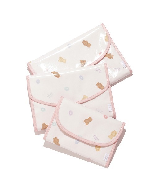 ジェラートピケ　母子手帳ケース　Mサイズ　PIQUEベア柄 Amazon.co.jp: ジェラートピケ gelato pique ベア柄母子手帳