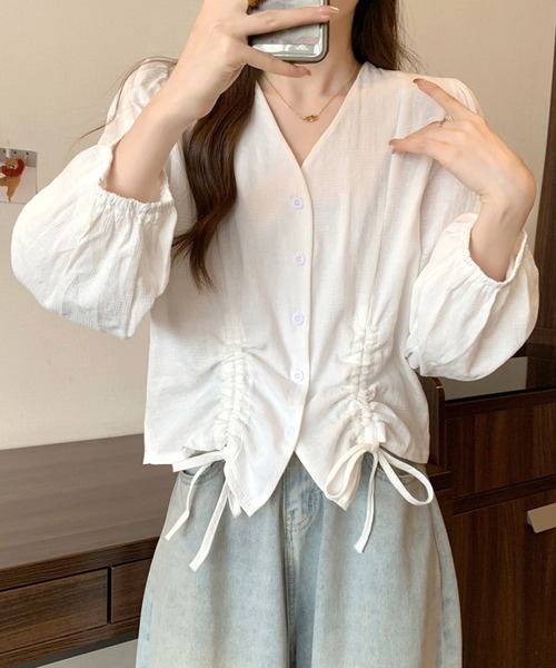 Dewlily(デューリリー)の「ドロストブラウス(シャツ/ブラウス・レディース・ベージュ/ホワイト/ブラック・L/M)」の10枚目の写真