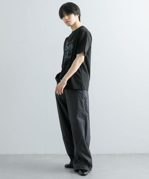 SENSE OF PLACE by URBAN RESEARCH(センスオブプレイスバイアーバンリサーチ)の「(別注)グラフィックアートT(5分袖)F(Tシャツ/カットソー・メンズ・ブラック/チャコールグレー/ブルー・MEDIUM/LARGE)」の9枚目の写真