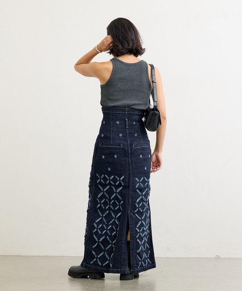 JOURNAL STANDARD(ジャーナルスタンダード)の「【nude vintage×JOURNAL STANDARD】カッティングデニムマキシスカート(デニムスカート・レディース・ブルー・38/36)」の12枚目の写真