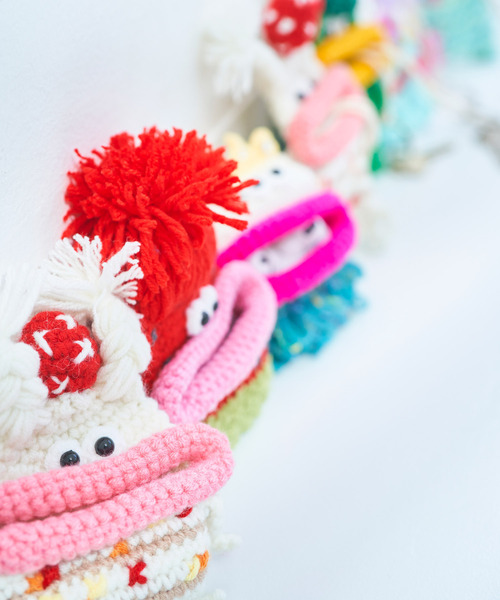 macaroni edge（マカロニエッジ）の「〈macaroni edge×紅林大空コラボ〉毛糸のマスコット エアポッズケース Pro/Pro2（ヘッドフォン/イヤホン・レディース・ブルーグリーン/ホワイト/レッド・ONE SIZE）」の10枚目の写真