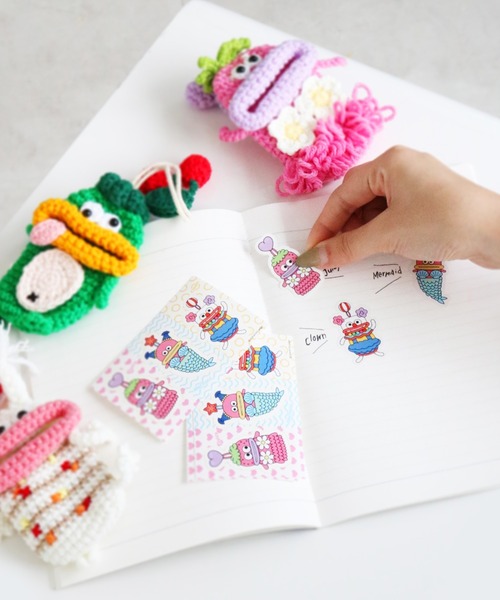 macaroni edge（マカロニエッジ）の「〈macaroni edge×紅林大空コラボ〉毛糸のマスコット エアポッズケース Pro/Pro2（ヘッドフォン/イヤホン・レディース・ブルーグリーン/ホワイト/レッド・ONE SIZE）」の18枚目の写真