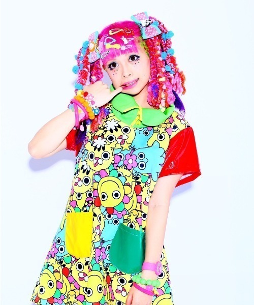 macaroni edge（マカロニエッジ）の「〈macaroni edge×紅林大空コラボ〉毛糸のマスコット エアポッズケース Pro/Pro2（ヘッドフォン/イヤホン・レディース・ブルーグリーン/ホワイト/レッド・ONE SIZE）」の22枚目の写真