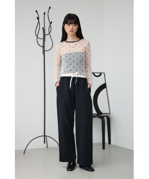 AZUL by moussy(アズールバイマウジー)の「ロゴシアートップス(Tシャツ/カットソー・レディース・ベージュ/ブラック・FREE)」の16枚目の写真
