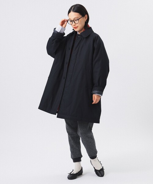 BEAMS BOY（ビームスボーイ）の「コットン ポリエステル シャンブレー ステンカラーコート（ステンカラーコート・レディース・ベージュ/ネイビー・ONE SIZE）」の15枚目の写真