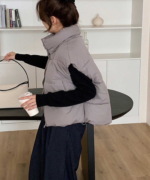 ｼﾞｯﾌﾟｱｯﾌﾟｳｴﾙﾛﾝﾍﾞｽﾄ（ダウンベスト）｜CADBURY（キャドバリー）