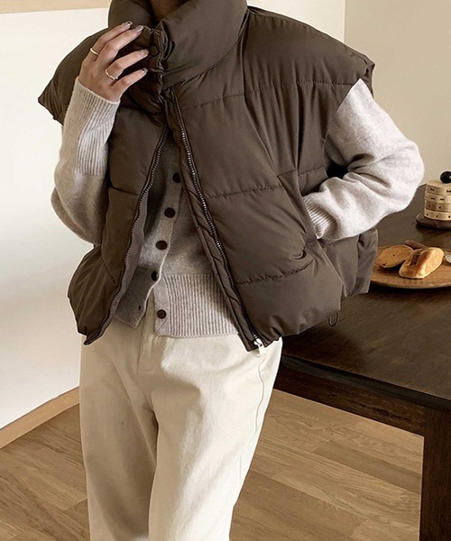 ｼﾞｯﾌﾟｱｯﾌﾟｳｴﾙﾛﾝﾍﾞｽﾄ（ダウンベスト）｜CADBURY（キャドバリー）