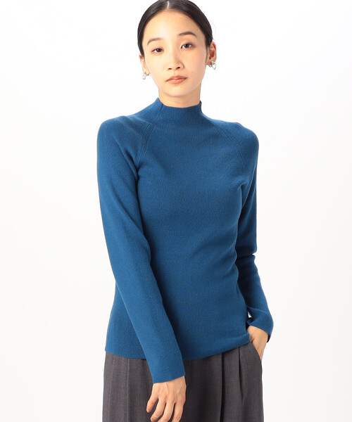 COMME CA ISM（コムサイズム）の「ベーシックリブ　ハイネックニット（ニット/セーター・レディース・ホワイト/ブラック/ベージュ/ブルー・MEDIUM/LARGE）」の4枚目の写真