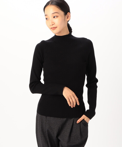 COMME CA ISM（コムサイズム）の「ベーシックリブ　ハイネックニット（ニット/セーター・レディース・ホワイト/ブラック/ベージュ/ブルー・MEDIUM/LARGE）」の3枚目の写真