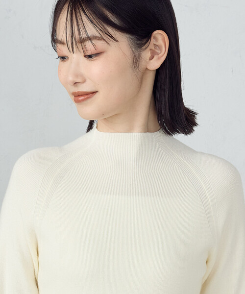 COMME CA ISM（コムサイズム）の「ベーシックリブ　ハイネックニット（ニット/セーター・レディース・ホワイト/ブラック/ベージュ/ブルー・MEDIUM/LARGE）」の17枚目の写真