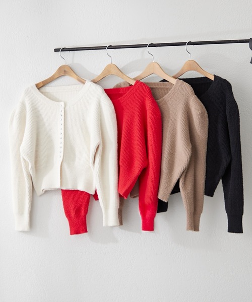 Remind me and forever（リマインドミーアンドフォーエバー）の「メタル釦フェザーカーディガン（カーディガン/ボレロ・レディース・アイボリー/ブラック/レッド/ブラウン・FREE）」の2枚目の写真