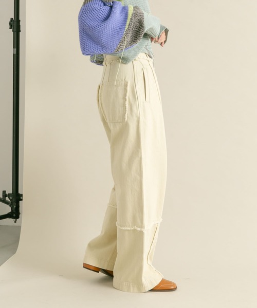 KBF（ケイビーエフ）の「『2サイズ展開』フリンジストレートパンツ（その他パンツ・レディース・カーキ/アイボリー・38/36）」の4枚目の写真