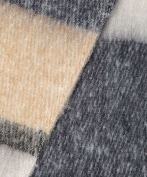 LAKOLE（ラコレ）の「ブークレーボーダーマフラー / 138790（マフラー・レディース・オフホワイト/イエロー/オレンジ・FREE）」の7枚目の写真