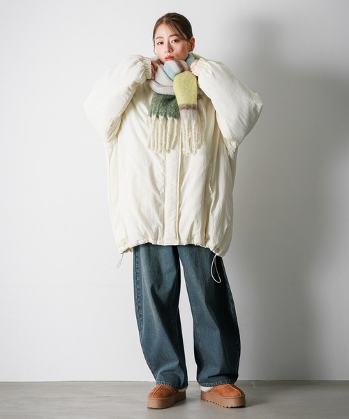 LAKOLE（ラコレ）の「ブークレーボーダーマフラー / 138790（マフラー・レディース・オフホワイト/イエロー/オレンジ・FREE）」の9枚目の写真