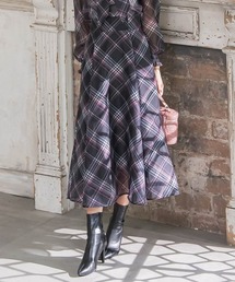 QUEENS COURT（クイーンズコート）の「シアーチェックフレアスカート≪手洗い可能≫（スカート）」