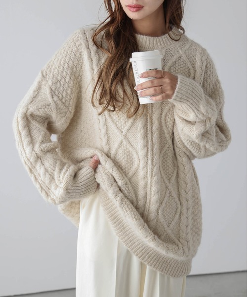 AMELY（エミリー）の「ケーブル編みニットプルオーバー（ニット